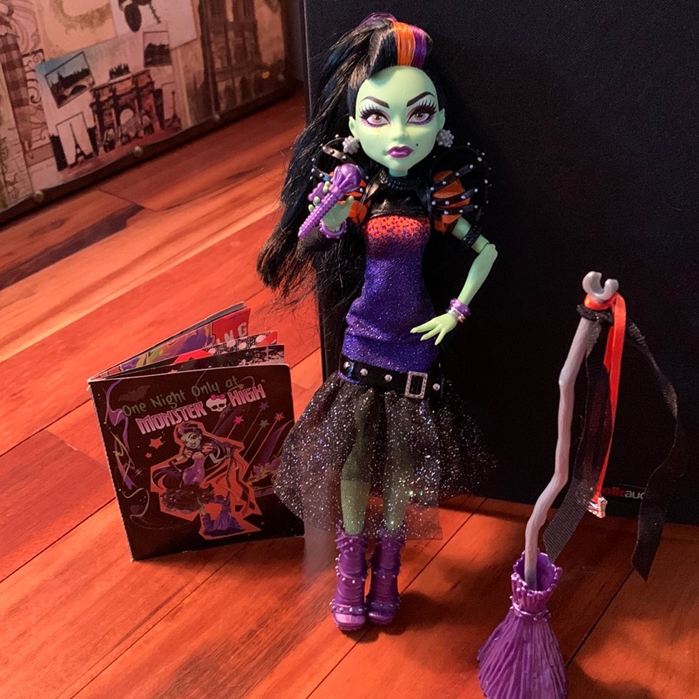 Casta Fierce Monster High Mattel NWOB